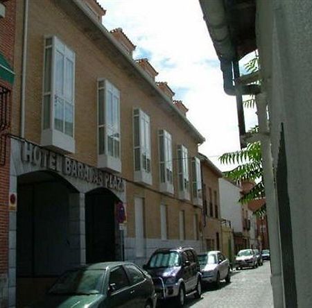 Hotel Barajas Plaza Madrid Exterior photo