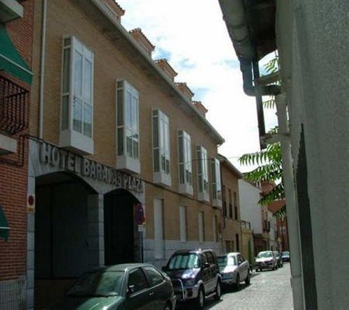 Hotel Barajas Plaza Madrid Exterior photo