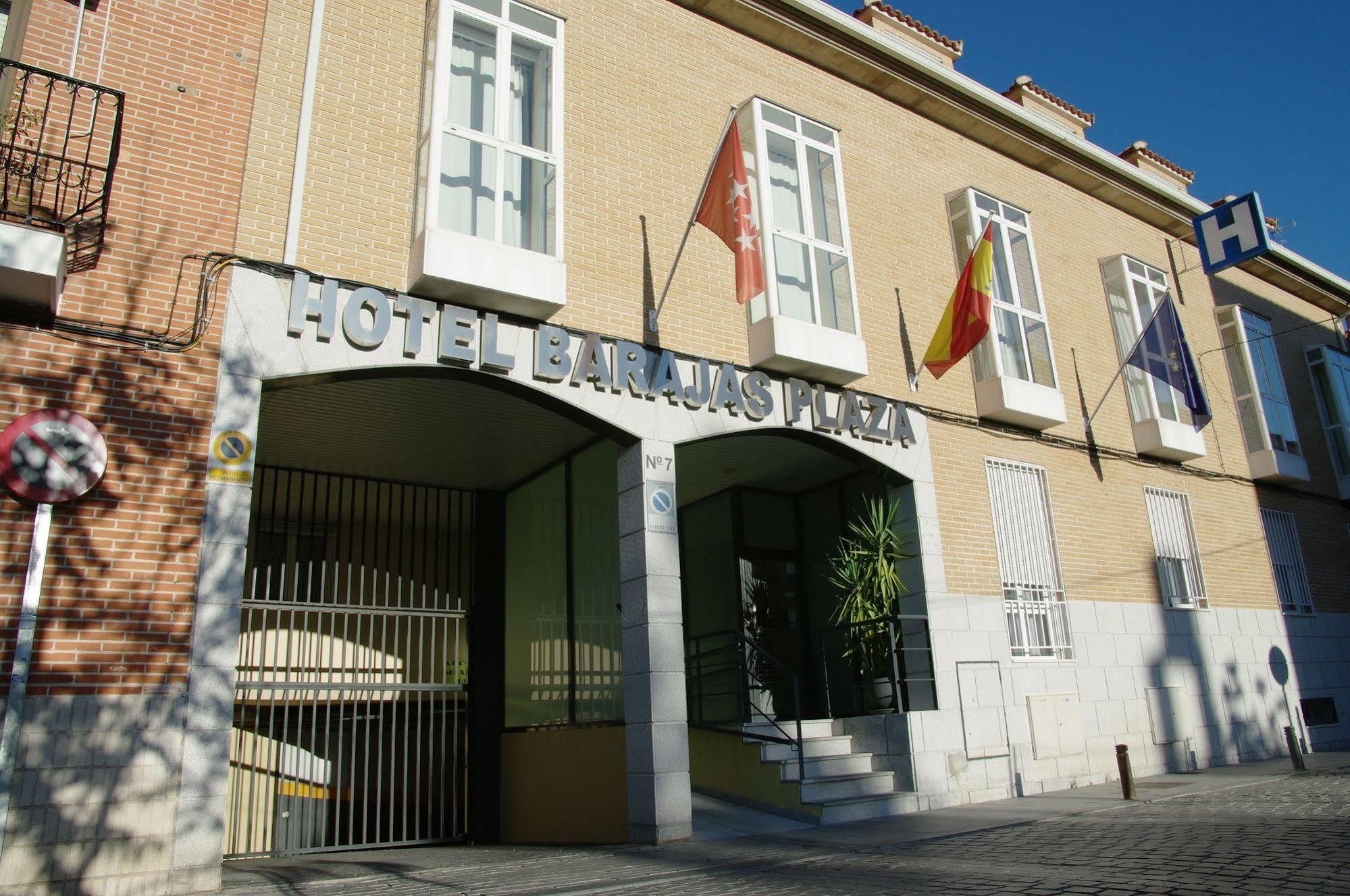 Hotel Barajas Plaza Madrid Exterior photo